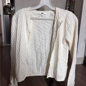 Uniqlo Women's Cream Cable Knit Sweater